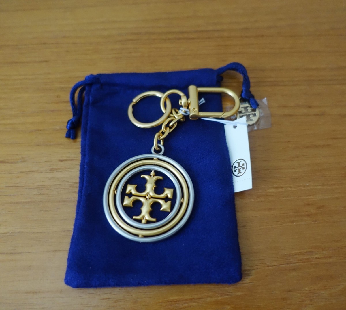 Tory Burch トリニティロゴ 時計 稼動品 Amazon.co.jp: 【トリーバーチ レディース時計】安心ギフト
