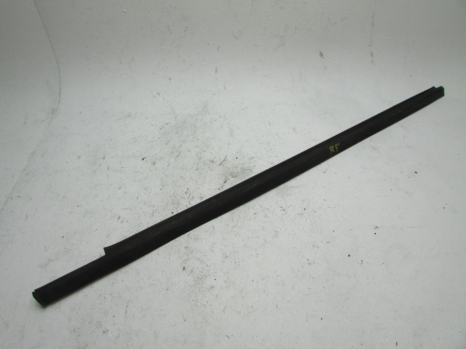 Cinturón tira climática RODEO 1998 2004 lado del pasajero puerta delantera moldura exterior Foto 2 de 4