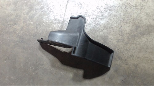 Abdeckung Servopumpe 46758670 Alfa Romeo GT 1.9 JTD M-jet DPF Bj 2008 937