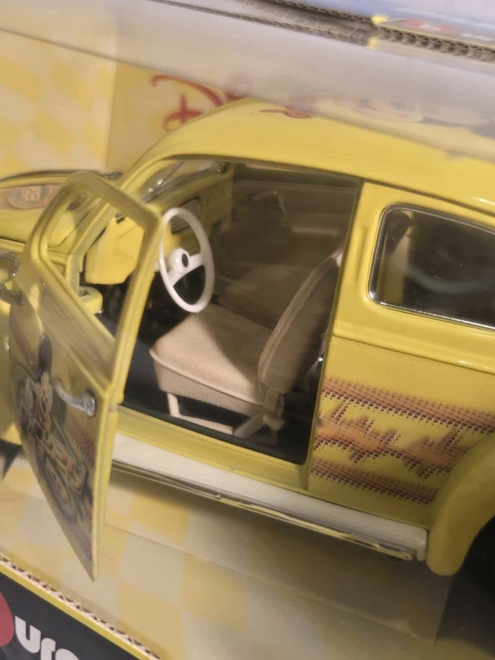 Colección Burago Disney 1/18 Volkswagen Kafer-Beetle Mickey Mouse  Foto 2 de 4