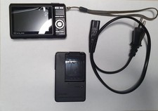 Casio EX-Z75 - Schwarz - 7,2MP 3x Zoom Digita...