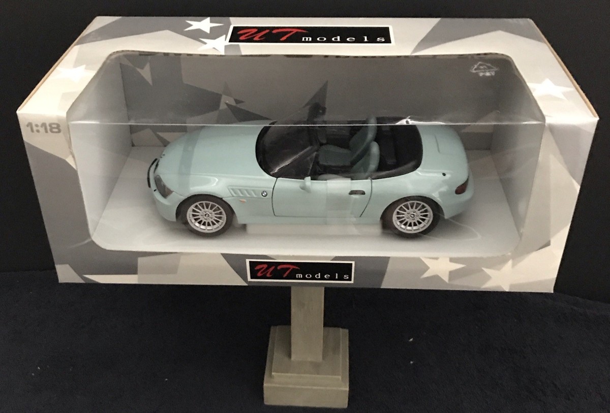BMW Z3 COUPE 2.8~UT MODELS~VERY REAR IN FOAM GREEN COLOR)~NRF MINT