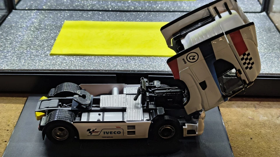 Eligor 1:43 Iveco  S-Way  - Immagine 4 di 4