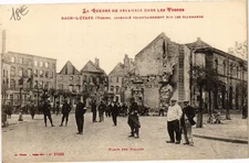 Old postcard Raon-l'ÉTAPE-Place des Halles (184729)