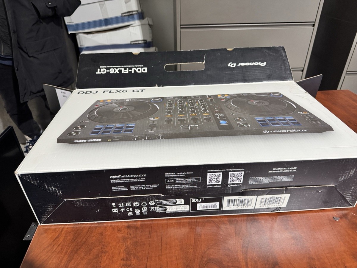 Pioneer DJ DDJ-FLX6-GT Digital DJ Controller, Built-in Mixer, 4