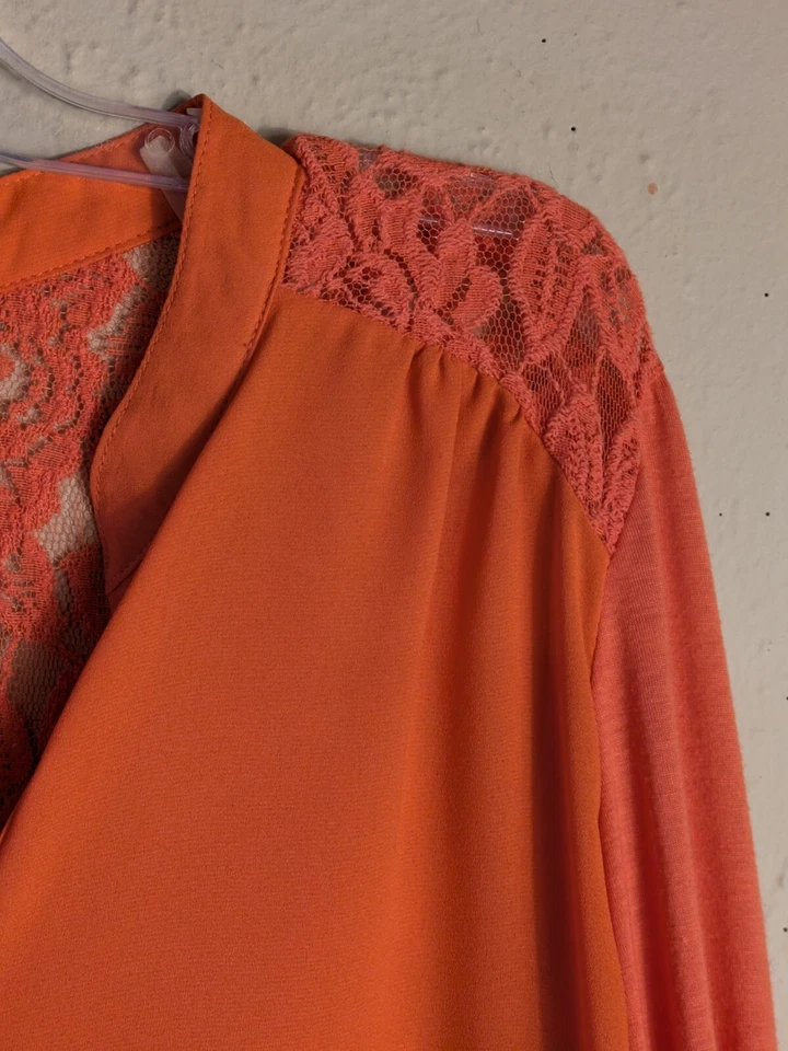 Jolt Woman's XL Rust Button Up Roll Tab Sleeves Lacey  Accents Back Ruching Top - Image 3 of 4