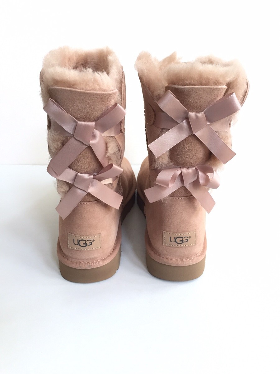 UGG WOMEN BAILEY BOW II ARROYO WATER RESISTANT BOOT US 10 / EU 41