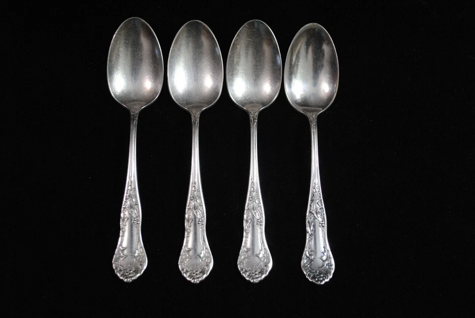 Antique Set of 4 Holly Silverplate 1904 6" Teaspoons by National Silver Co. - Image 2 of 4
