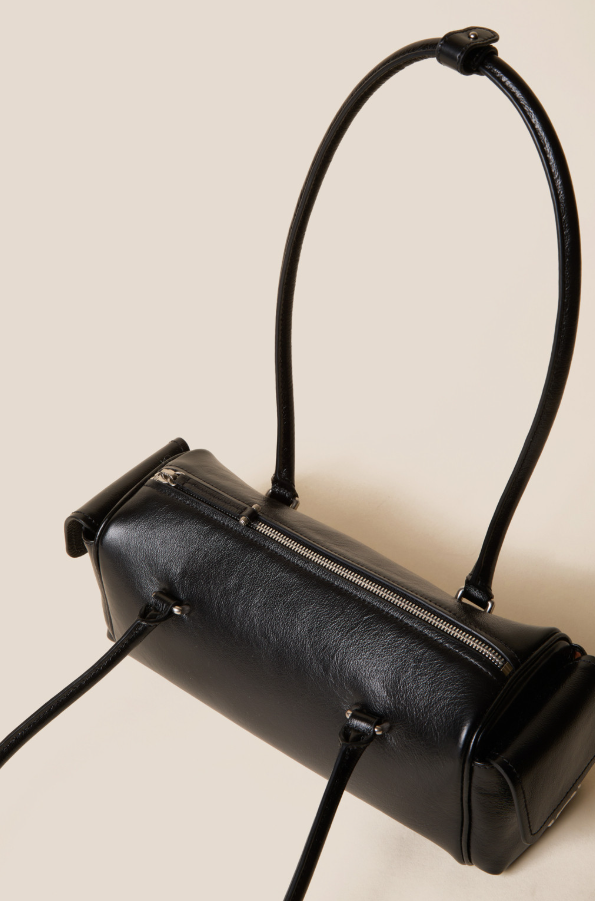 COURONNE] Couronne Vive Shoulder 30 | Elegant Leather