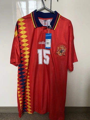 SPAIN HOME 1994 RETRO FOOTBALL SHIRT