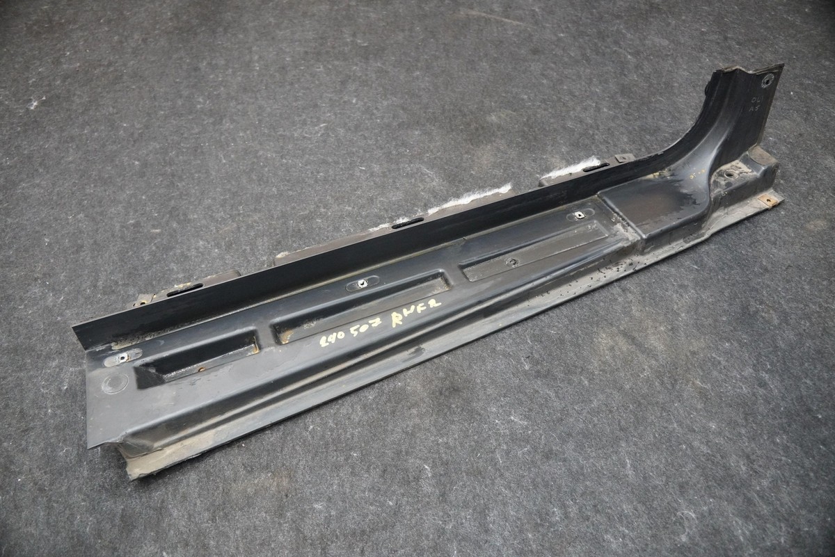 Right Side Rocker Door Sill Cover Trim Panel 4865888AD Dodge Viper