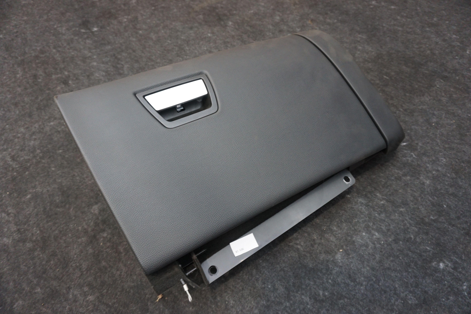 Front Right Passenger Glove Box Assembly 670071374 Maserati Ghibli M157 2017-24