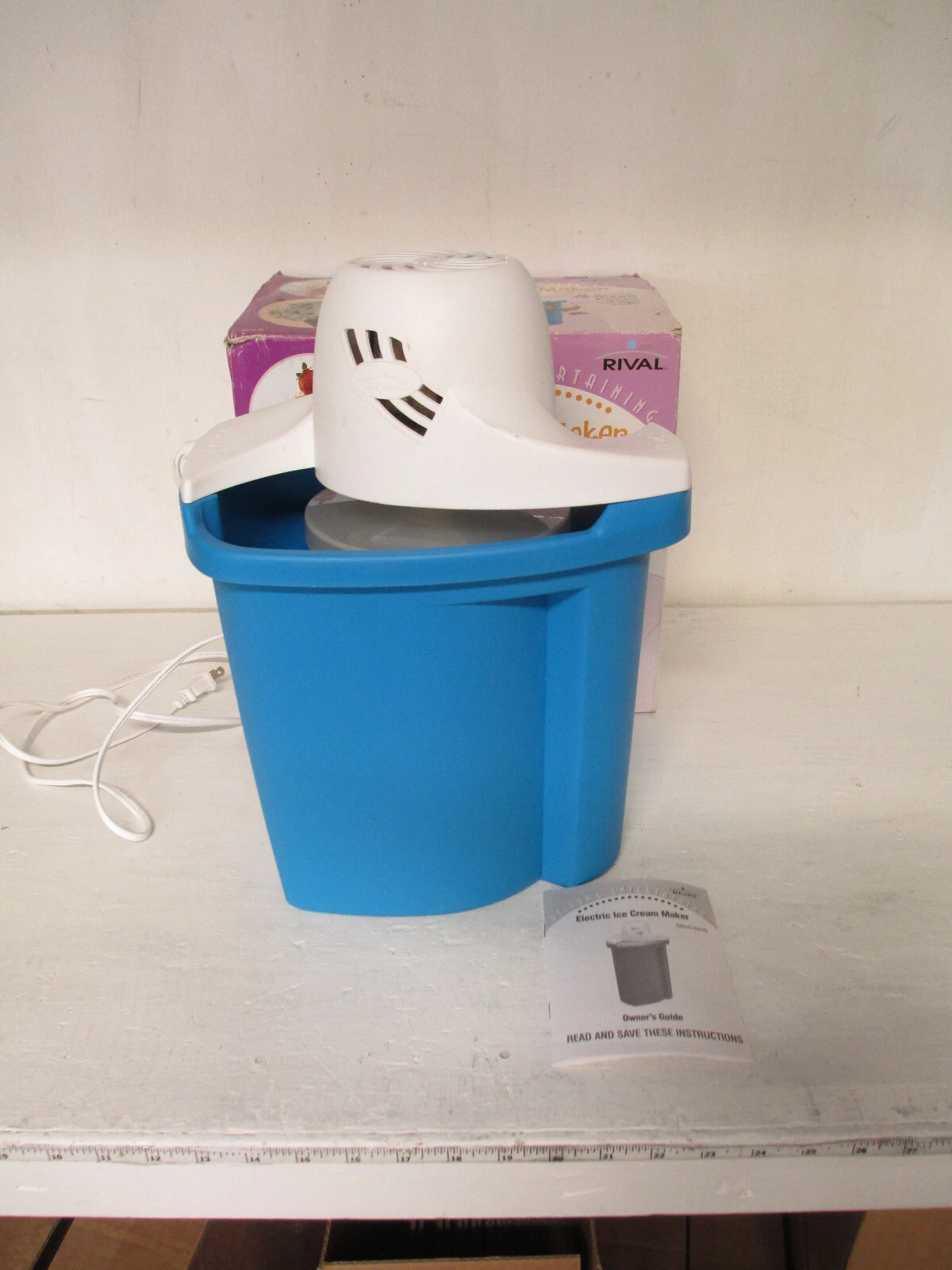 Rival 4 Quart Ice Cream , Yogurt, Sorbet Maker - w/ Box & Instructions EUC