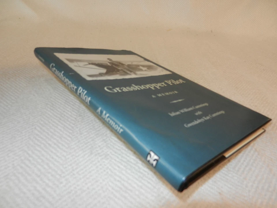 WW II 1942-45  3rd division L-4 Piper Cub Pilot   "GRASSHOPPER PILOT: A MEMOIR" Foto 3 de 4