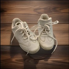   Lesove White Cheer Dance Athletic Girl Shoes  Good Condition  Size EU 28