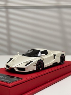 Ferrari Enzo (White) [BBR] 1:43 scale