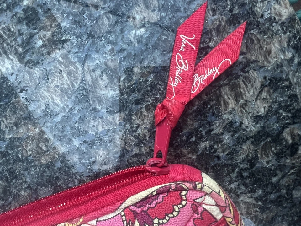 Vera Bradley Tablet Sleeve,IPad Sleeve Retired Pattern Rosie Posies Pretty - Image 4 of 4