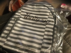 31 hostess exclusive backpack