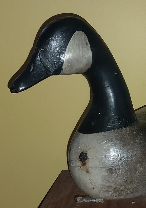 C1890 HARRY V. SHOURDS CANADA GOOSE DECOY TUCKERTON, NEW JERSEY ONEOF