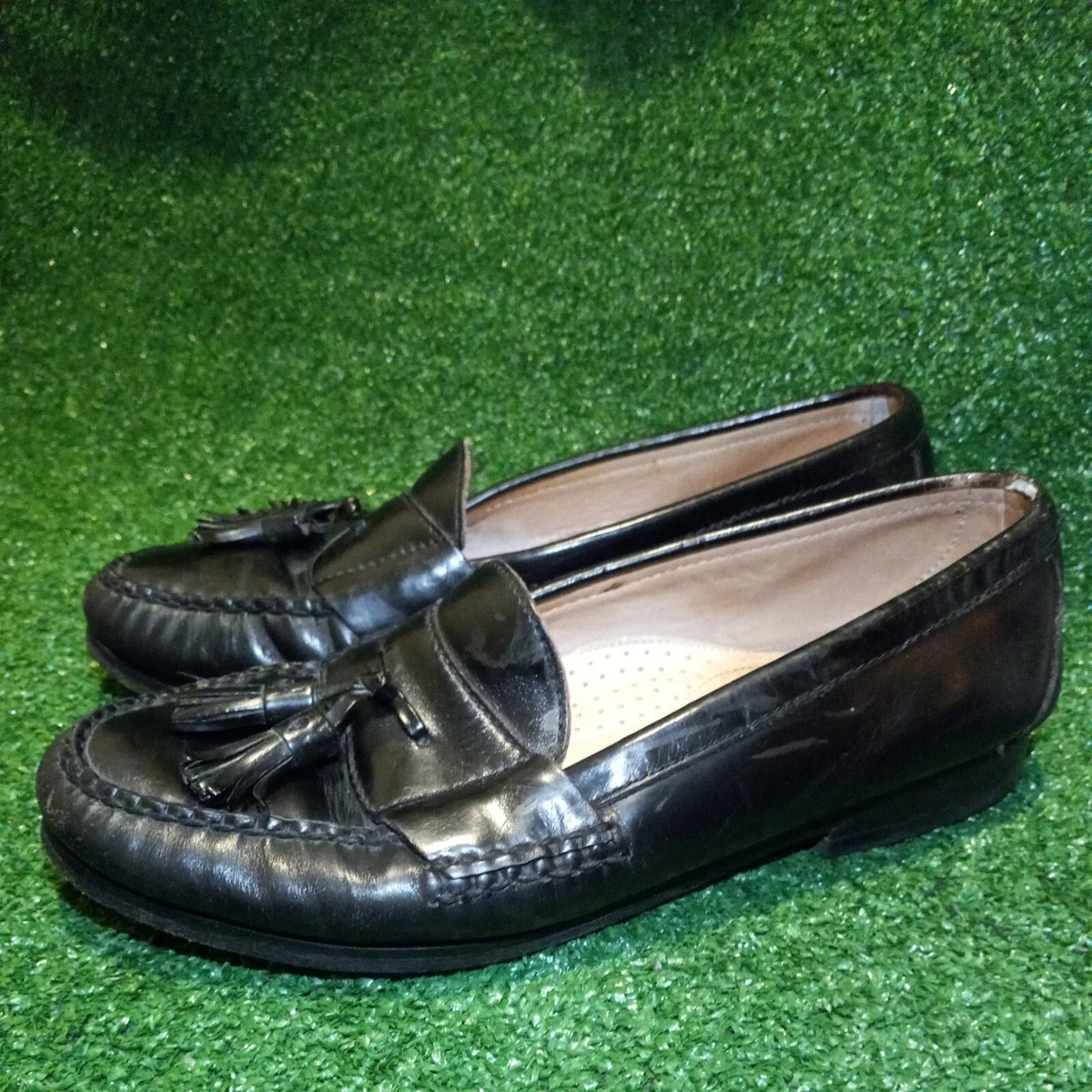 Cole haan shop pinch tassel black