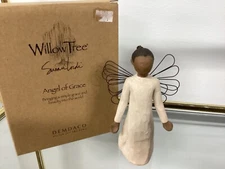 Willow Tree Angel of Grace Ornament DEMDACO 2001 By Susan Lordi - No Box