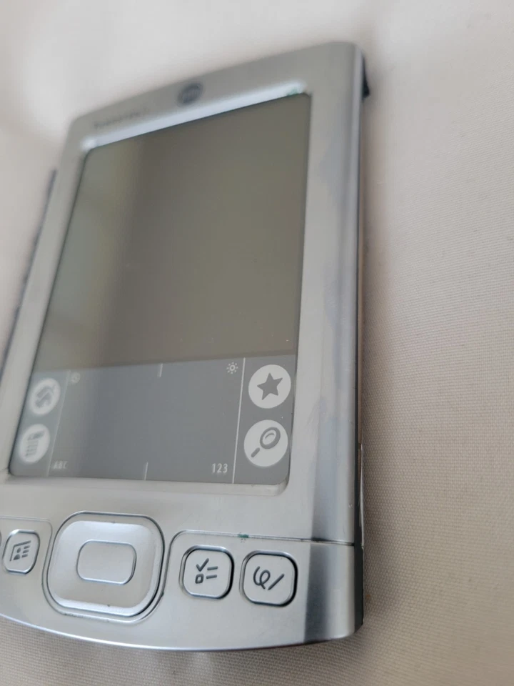 Vintage Palm Tungsten E Handheld PDA - UNTESTED - Image 2 of 4