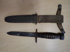 Original Vintage USM8A  Bayonet Knife with USM8  Scabbard 