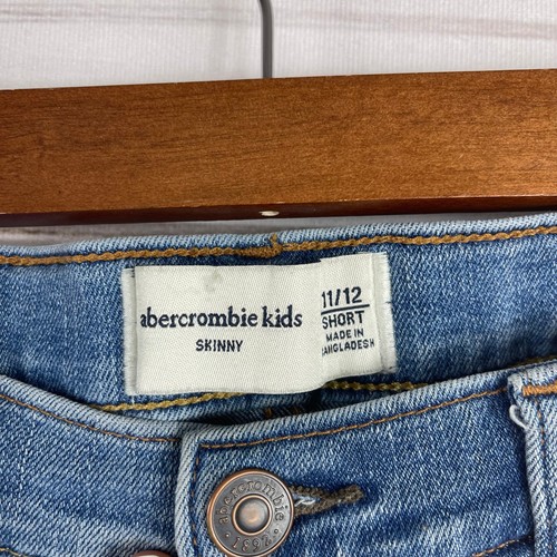 Abercrombie Kids Boys Denim Skinny Jeans Size 11/12 Short - Picture 3 of 7