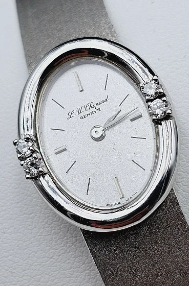 "CHOPARD L.U.C" - Damen-Uhr - 750er Weiß-Gold - 4 Brillanten - zusammen 0,20 ct. - Bild 4 von 4