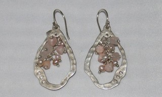 Retired Silpada Hammered Sterling Pink Pearl CZ Dangle Earrings W2211