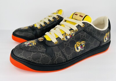 【レア】GUCCI スヌーピー コラボ タイガー 刺繍 スウェット 黒 GUCCIのフリマアイテム一覧