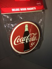 NEW NOS COCA-COLA MAGNET ROUND COCA-COLA 5 Cents with GLASS BOTTLE Design Deluxe
