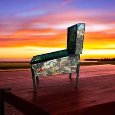 Replica Stern "Jurassic Park” Pinball Machine 1:13 Scale Model, Keepsake, Trophy