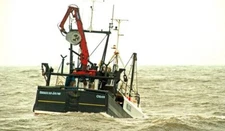 Photo 6x4 Trawler departing Kilkeel (6of6) Riverside See [[1141896]].  .  c2009