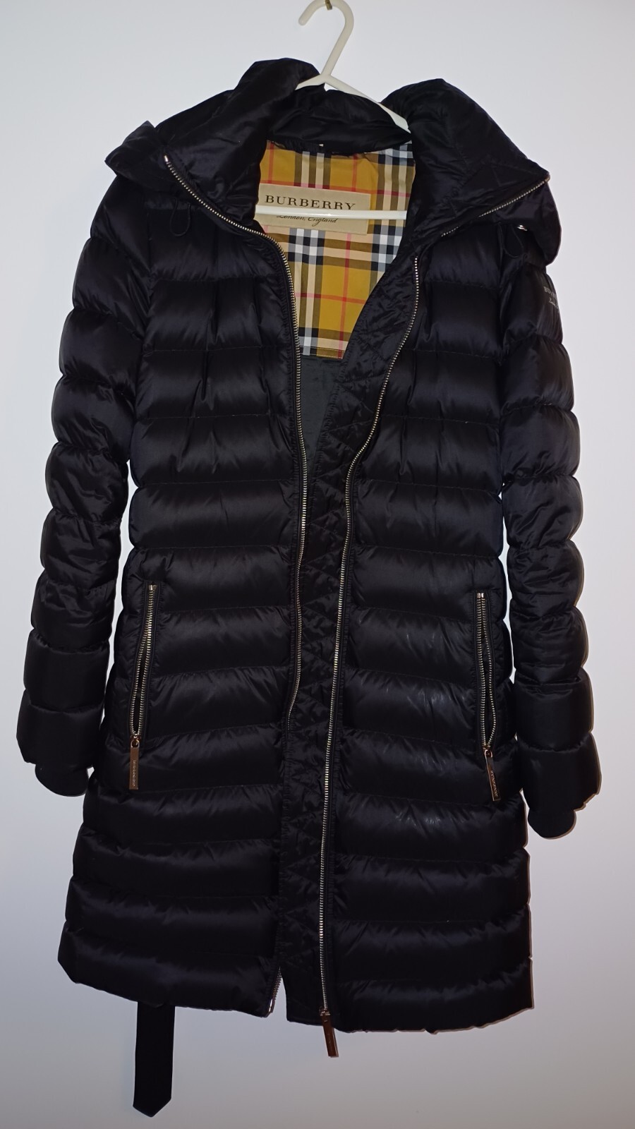 burberry puffer jacket womens-image