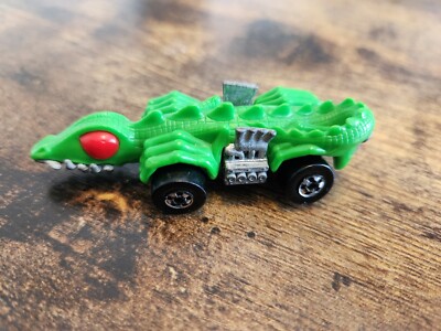 1985 Vintage Mattel Hot Wheels Fangster Green Alligator Speed