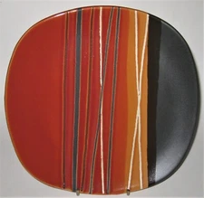 Better Homes & Gardens BAZAAR RED Set of 2 Dinner Plates Home Trends NEW