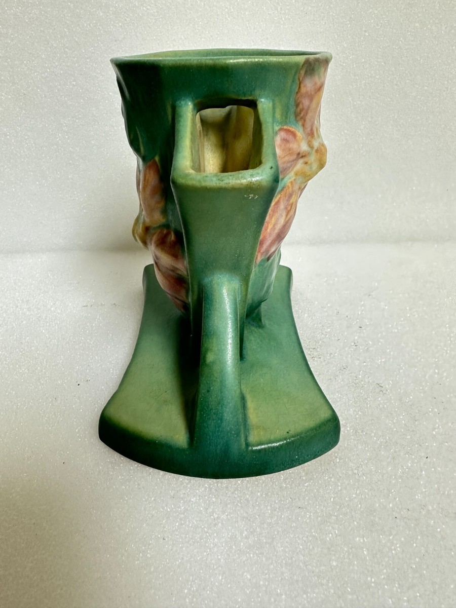 ROSEVILLE Pottery Blue Green Clematis 102-5 Vase 5.25