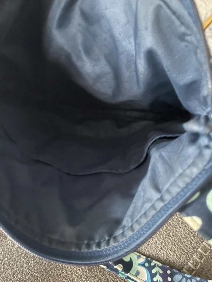 Vera Bradley Blue Island Medallion Hipster Adjust Strap Crossbody Shoulder Bag - Image 4 of 4