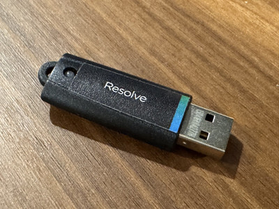 Blackmagic Design DaVinci Resolve Studio License - Dongle USB - Works Perfectly