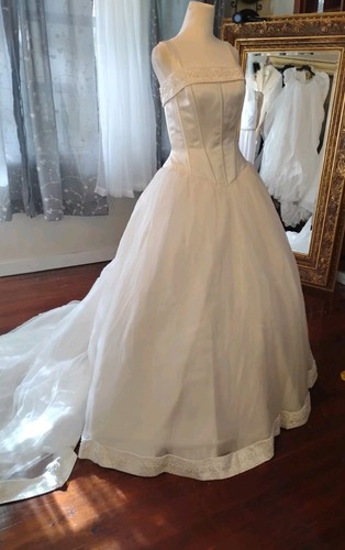MichealAngelo White Tulle Sequins Wedding Gown Bridal Dress Strap Princess Sz 12