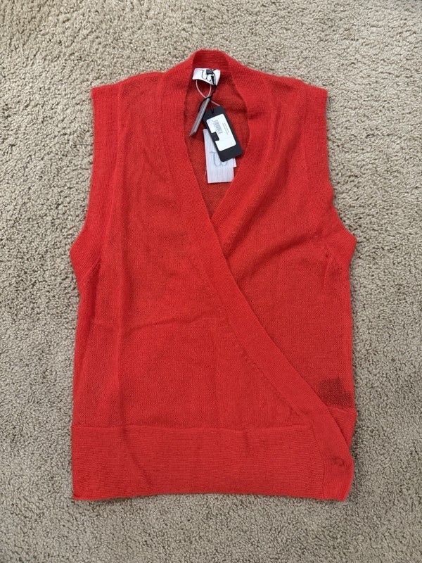 Winnie NY Men’s Sleeveless Wrap Vest, Open Knit, V Neck, Bright Red, Size L