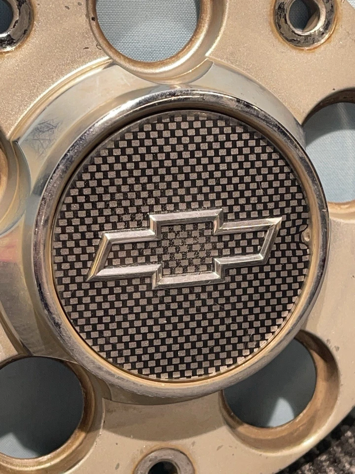 Tapacubos central de rueda de acero Chevrolet Impala Police 2000-2011 09593297 OEM Foto 3 de 4