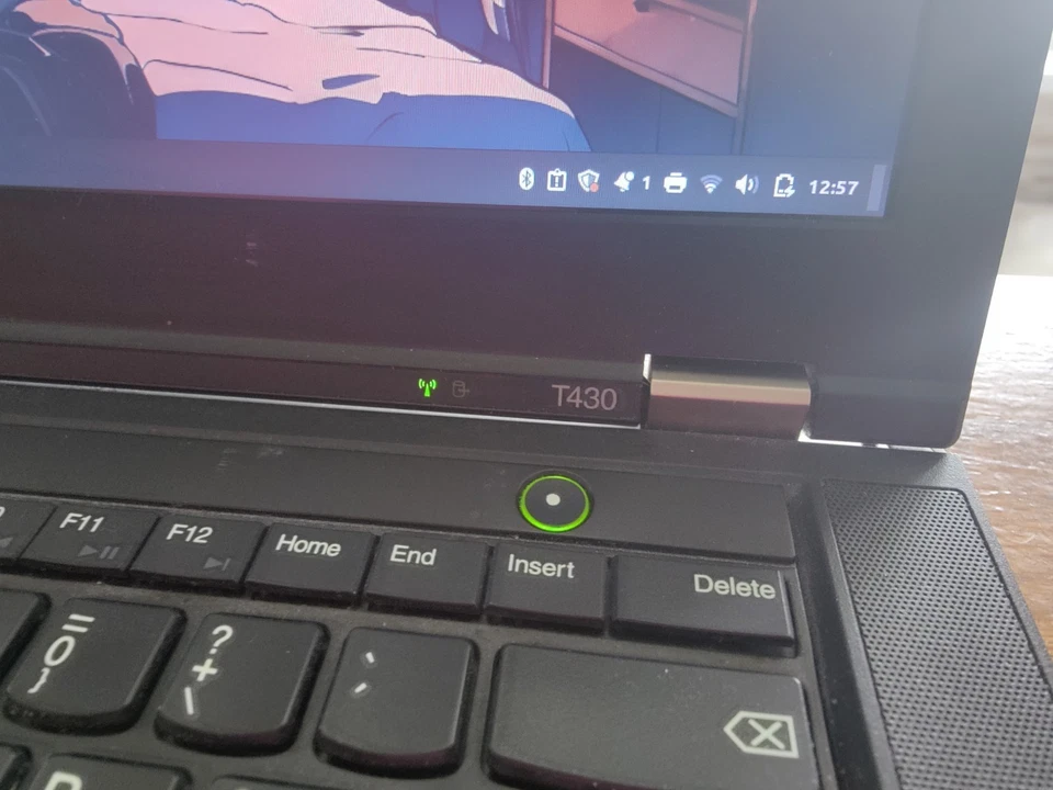 Notebook Lenovo Thinkpad T430 - SSD 250 GB, 8 GB di RAM, Linux - Immagine 3 di 4