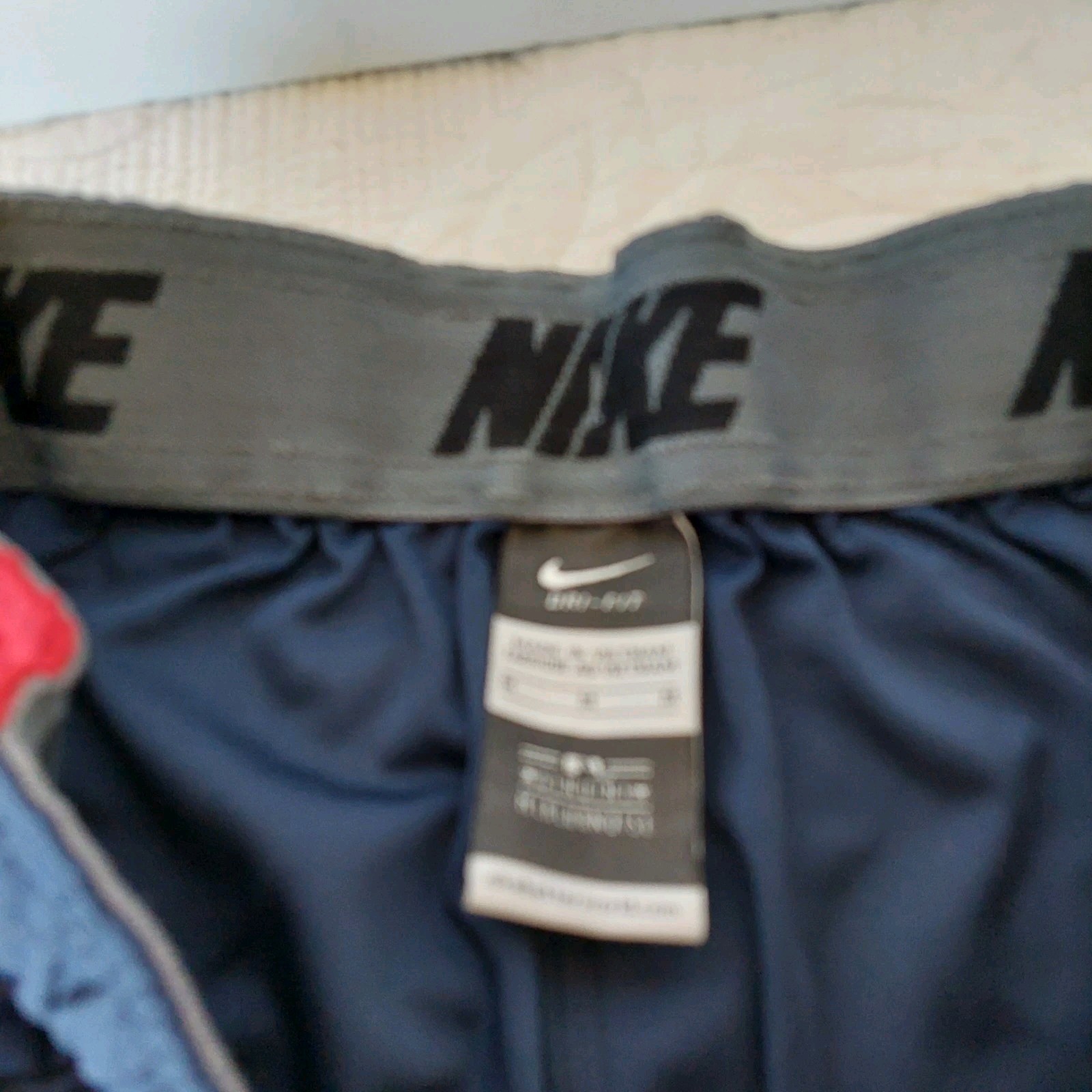 Nike Dri-Fit Boston Red Sox Men’s M Athletic Shorts Navy Blue Red Graphic Print thumbnail 10