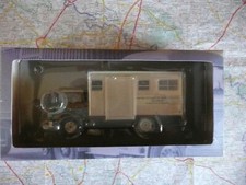 BERLIET GBK Transport de Chevaux 1967  IXO Camion d'autrefois  1/43 en boite