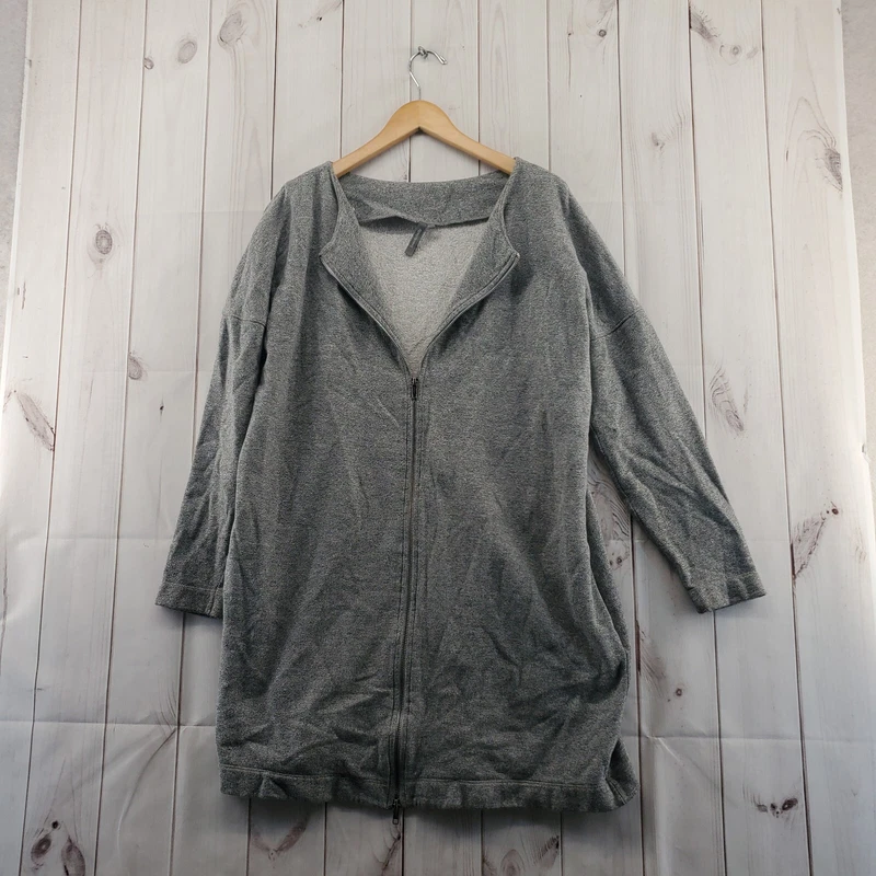 sweaty-betty mid length full zip 3/4 sleeve sweatshirt