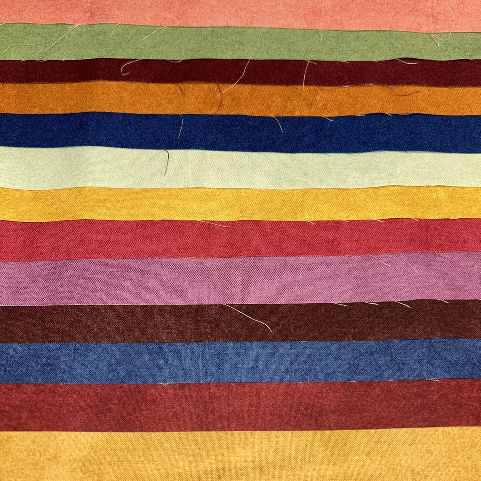 Connecting Threads Quilter’s Candy Basics 23 Fat Quarter Bundle - Image 3 of 4