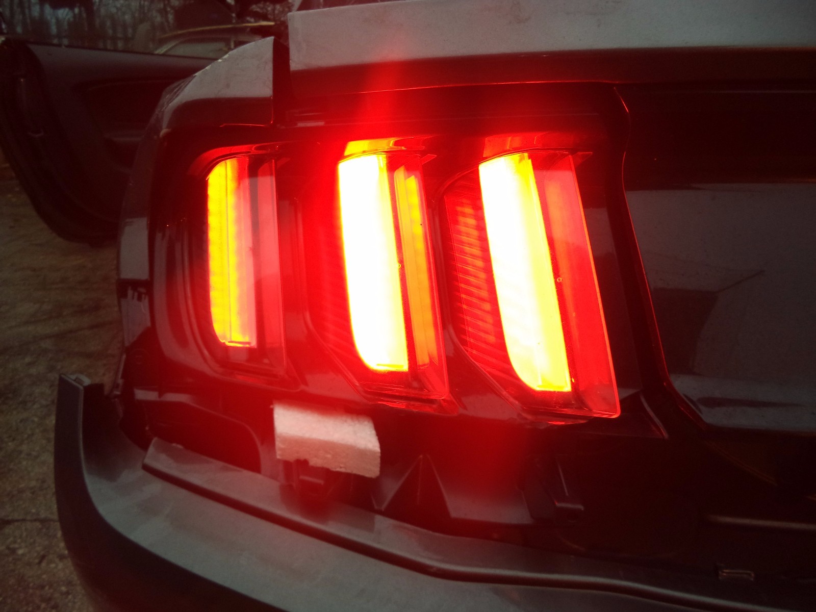 2016 FORD MUSTANG S550 LEFT HAND REAR LIGHT FR3B 13B505 CM MW17DYG eBay