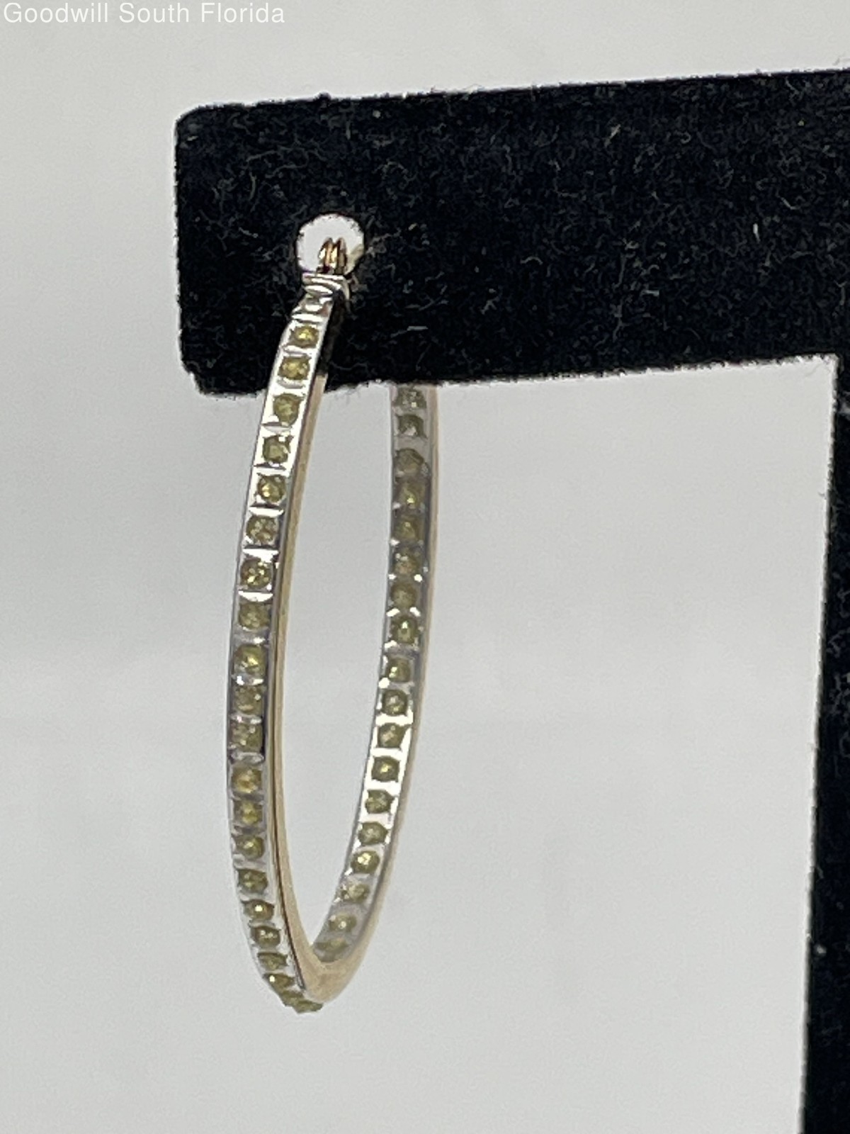 Gold 14K Scrap (Tested 13.79KT) Weight 0.8g